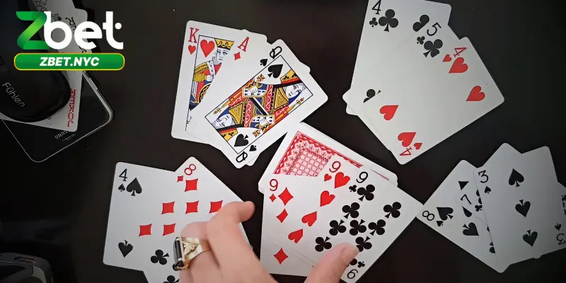 Hướng Dẫn Cách Đánh Bài Liêng Dành Cho Người Mới Chi Tiết 1 Bài liêng là gì? cách đánh bài liêng có đơn giản không?